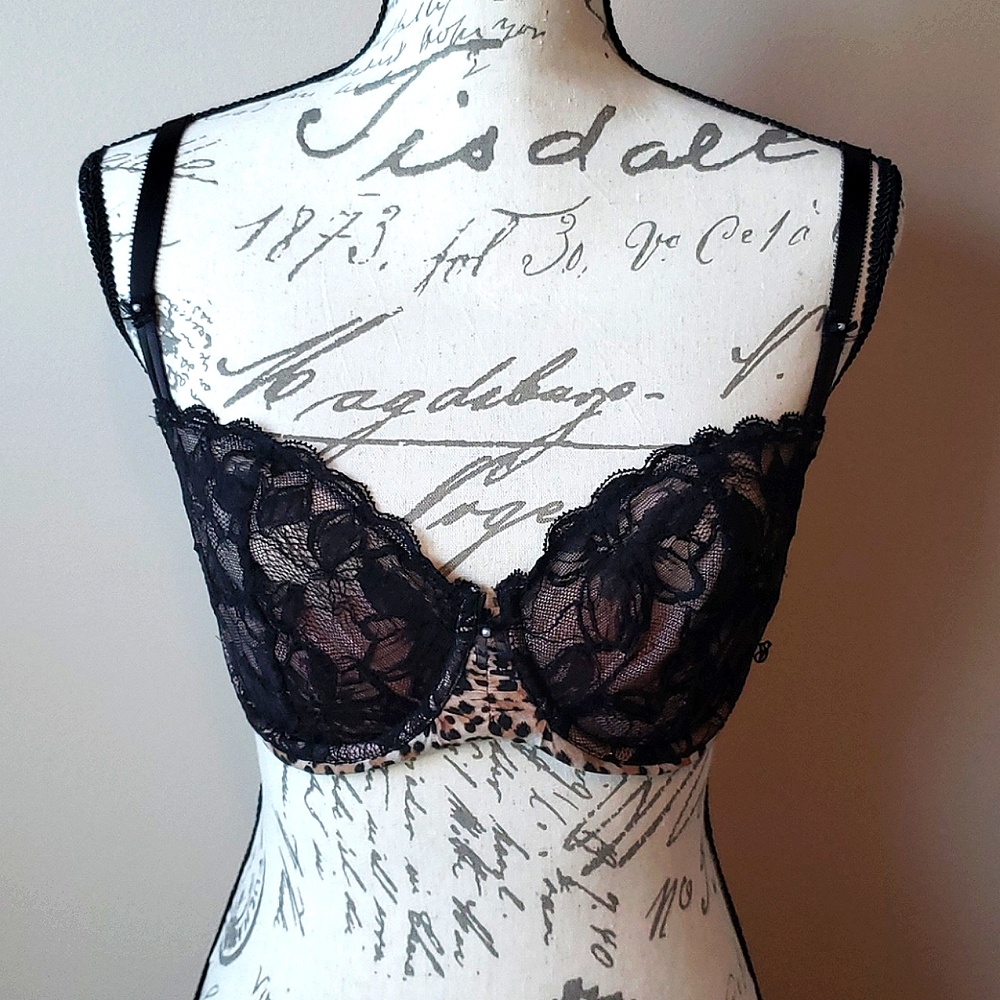 Victoria's Secret Black Lace Bra 34DD